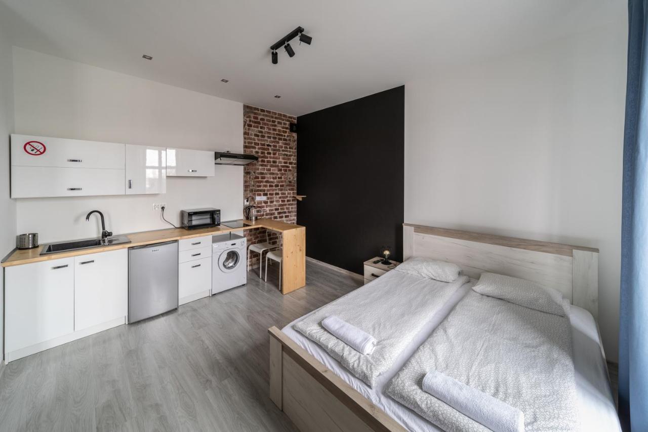 Black & White Vision Apartment - Centrum Opole Exterior photo